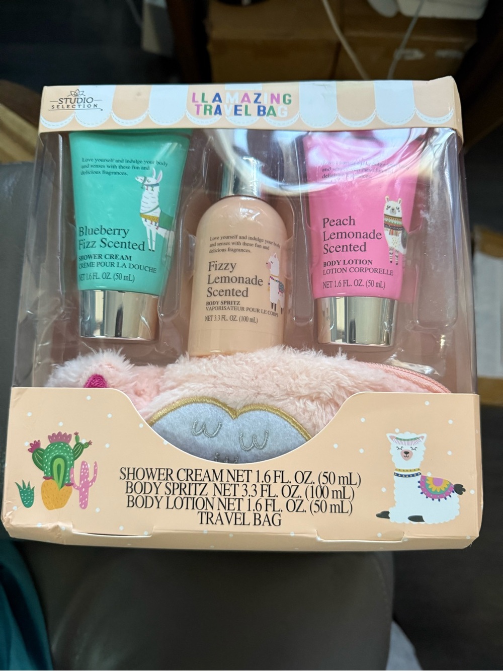 Llamazing Travel Bag Bath Set - Peach & Pink Moisturizers